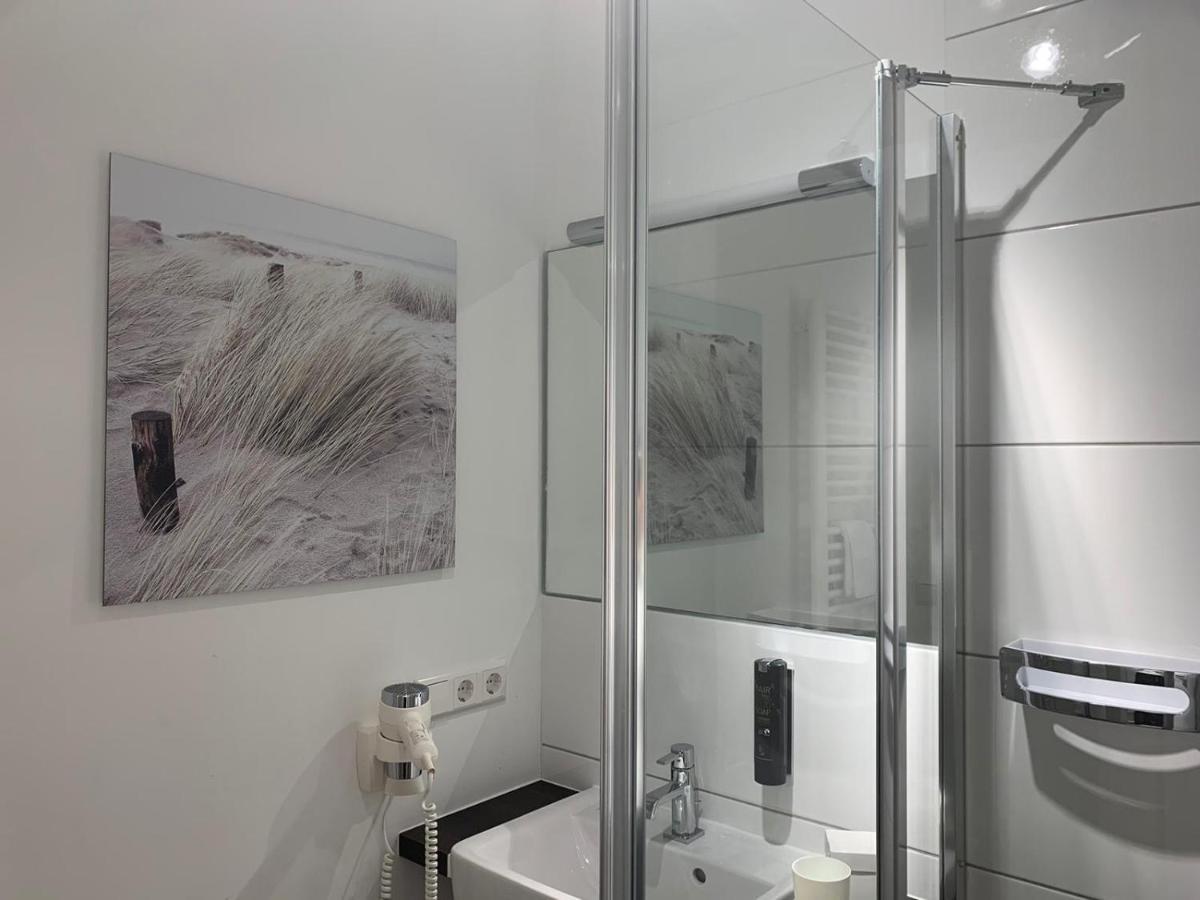 Boutique Hotel Rose บาเดน-บาเดน ภายนอก รูปภาพ