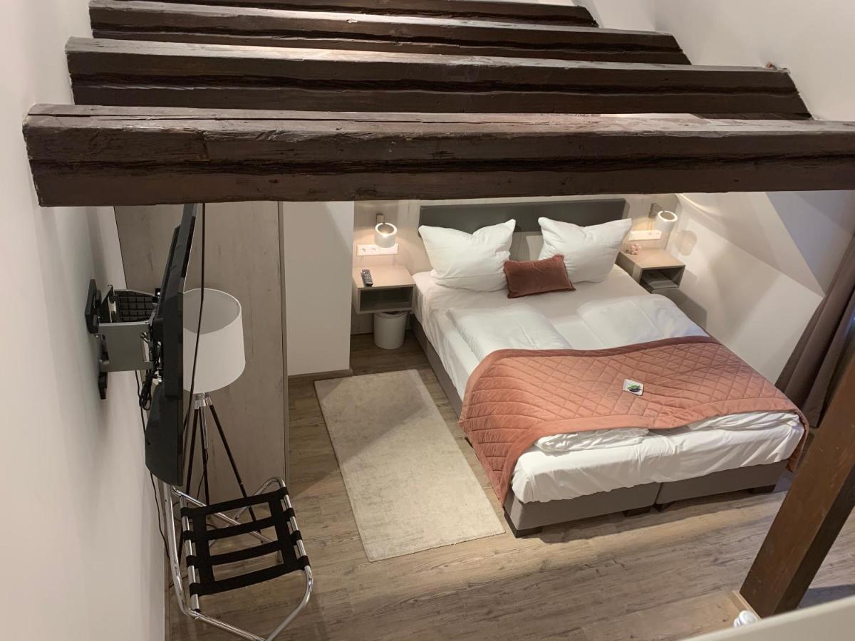 Boutique Hotel Rose บาเดน-บาเดน ภายนอก รูปภาพ