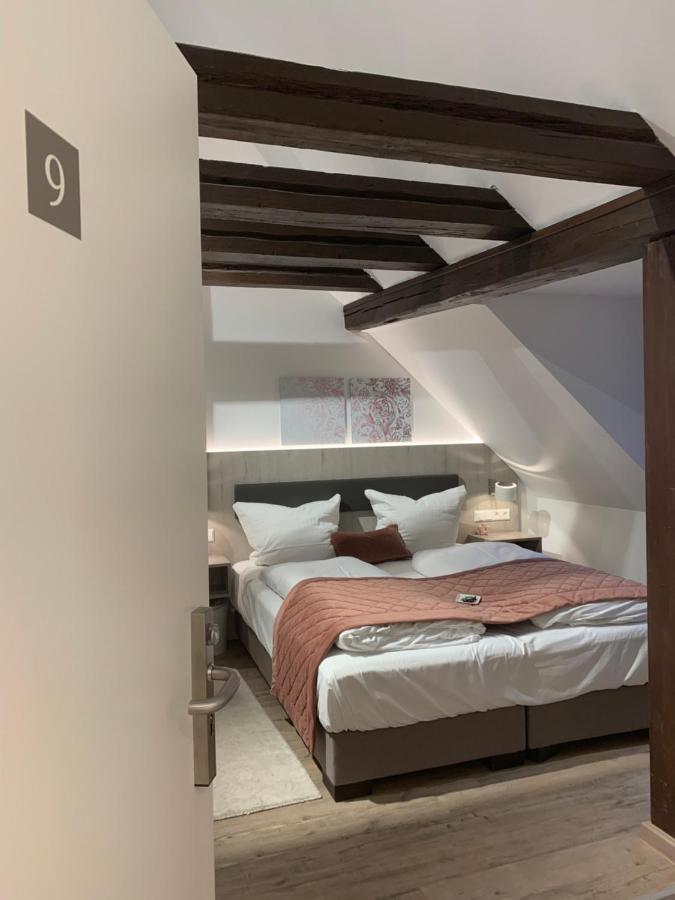 Boutique Hotel Rose บาเดน-บาเดน ภายนอก รูปภาพ