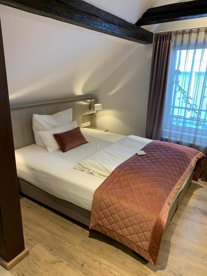 Boutique Hotel Rose บาเดน-บาเดน ภายนอก รูปภาพ