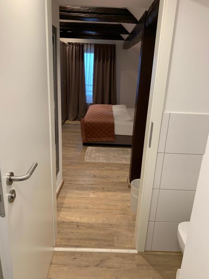 Boutique Hotel Rose บาเดน-บาเดน ภายนอก รูปภาพ
